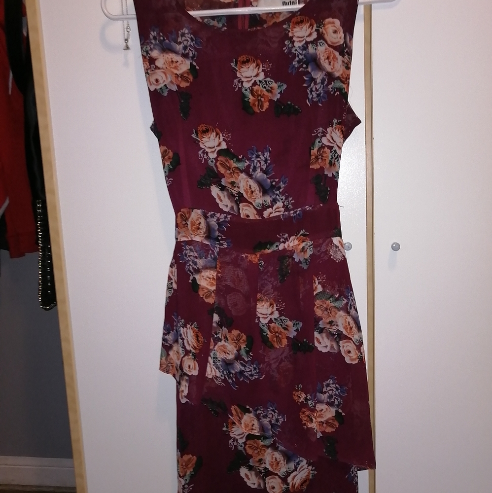 Red floral dress S/M - Picture 9 of 11